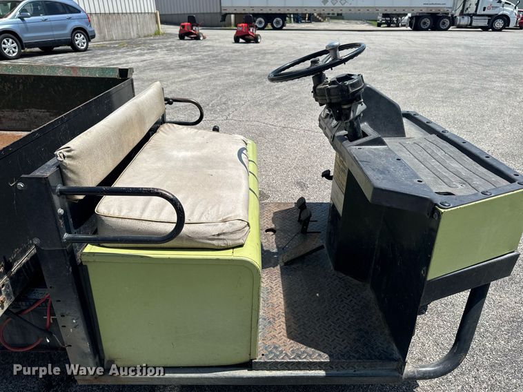 image for item EM2137 1988 Cushman Turf-Truckster utility vehicle