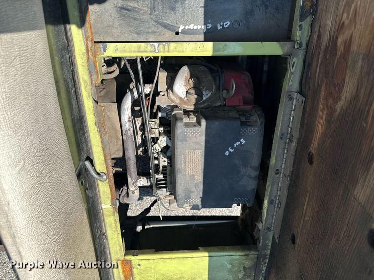 image for item EM2137 1988 Cushman Turf-Truckster utility vehicle