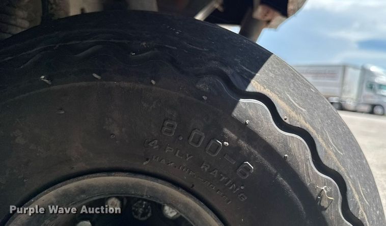 image for item EM2137 1988 Cushman Turf-Truckster utility vehicle