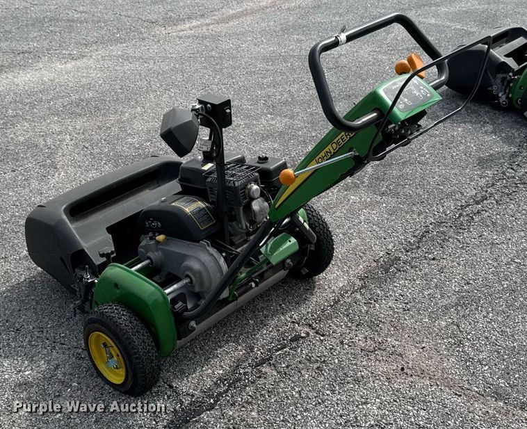 image for item EM2139 2020 John Deere 220 SL greens mower
