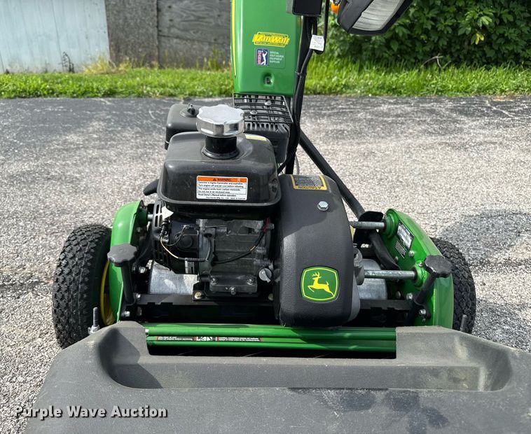 image for item EM2139 2020 John Deere 220 SL greens mower