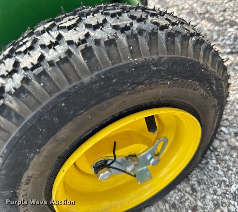 image for item EM2139 2020 John Deere 220 SL greens mower