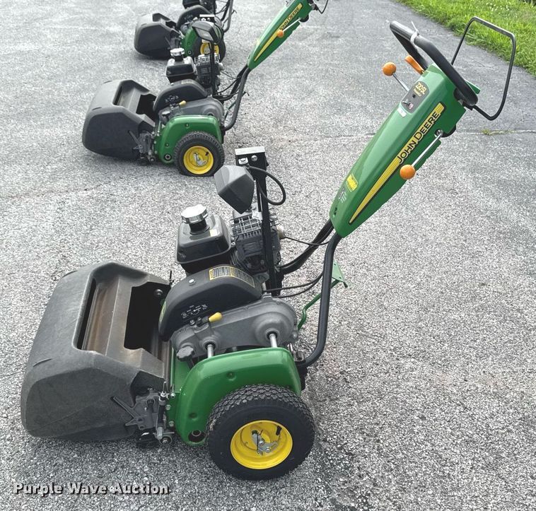 image for item EM2140 2020 John Deere 220 SL greens mower
