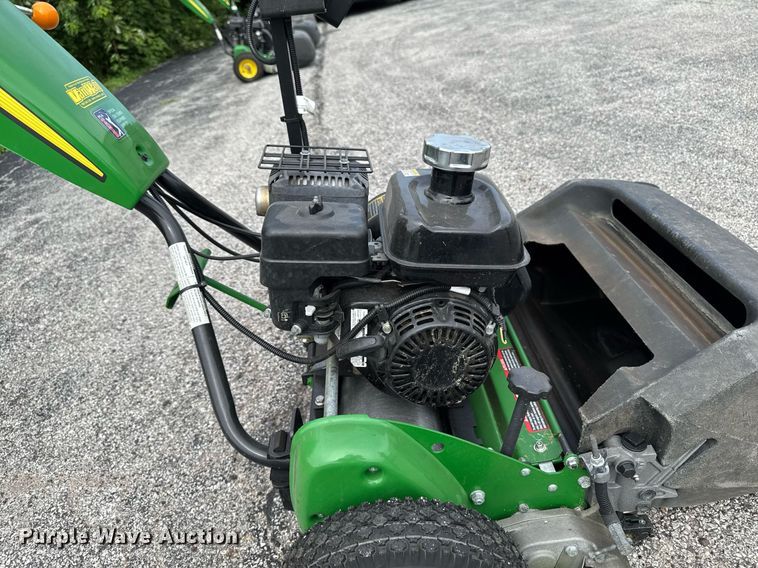 image for item EM2140 2020 John Deere 220 SL greens mower