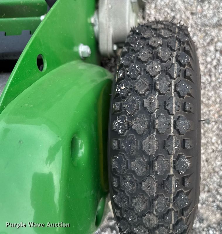 image for item EM2140 2020 John Deere 220 SL greens mower