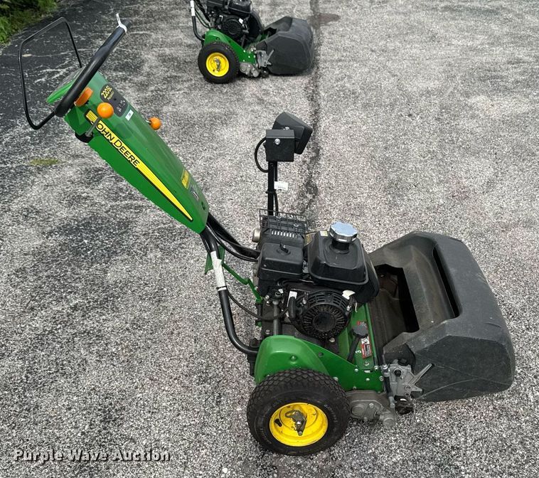 image for item EM2141 2020 John Deere 220 SL greens mower
