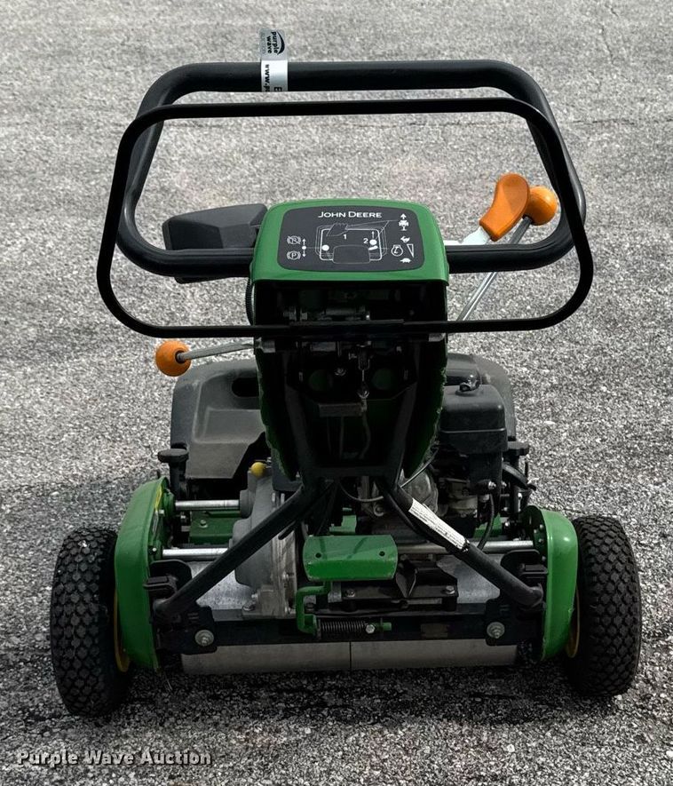 image for item EM2141 2020 John Deere 220 SL greens mower