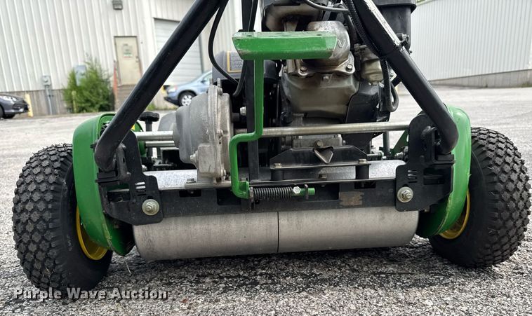 image for item EM2141 2020 John Deere 220 SL greens mower