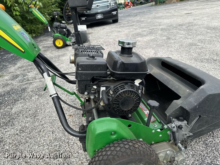 image for item EM2141 2020 John Deere 220 SL greens mower