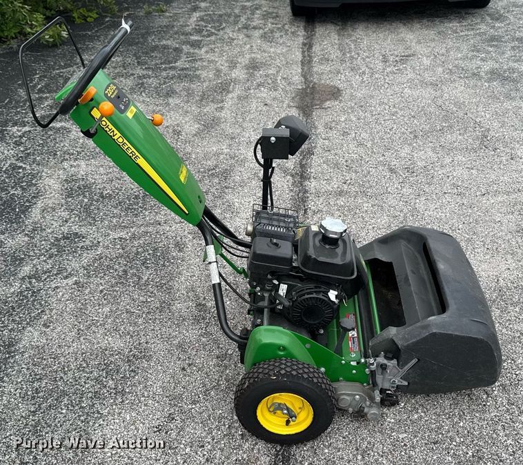 image for item EM2142 2020 John Deere 220 SL greens mower