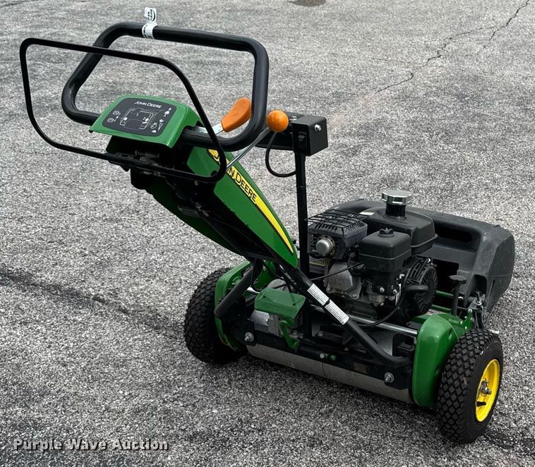 image for item EM2142 2020 John Deere 220 SL greens mower