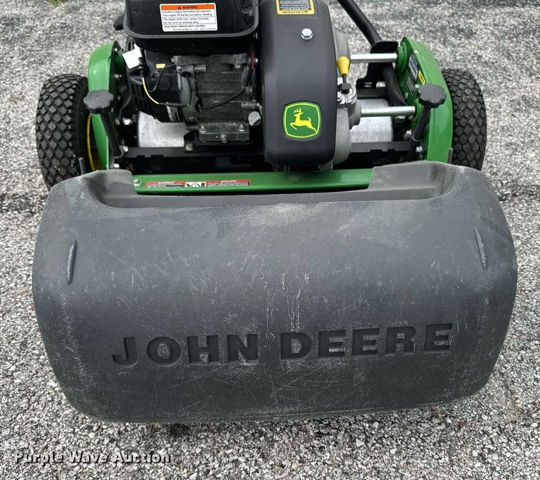 image for item EM2142 2020 John Deere 220 SL greens mower