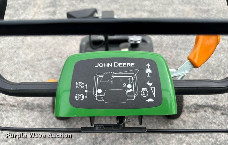 image for item EM2142 2020 John Deere 220 SL greens mower