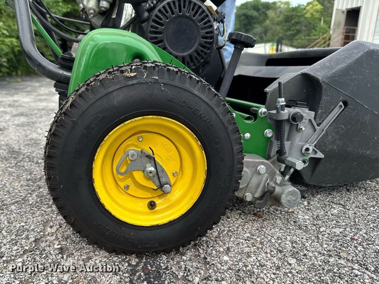 image for item EM2142 2020 John Deere 220 SL greens mower