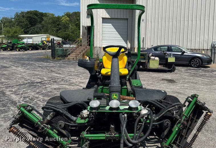 image for item EM2143 John Deere 7700 reel mower