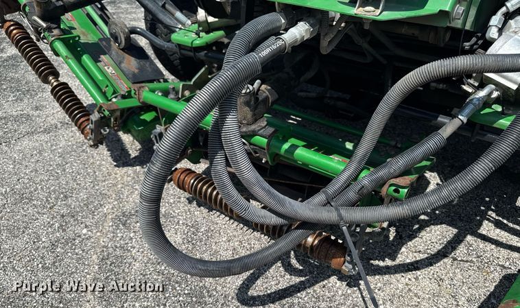 image for item EM2143 John Deere 7700 reel mower