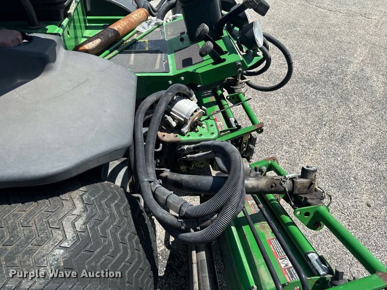 image for item EM2143 John Deere 7700 reel mower