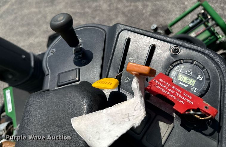 image for item EM2143 John Deere 7700 reel mower