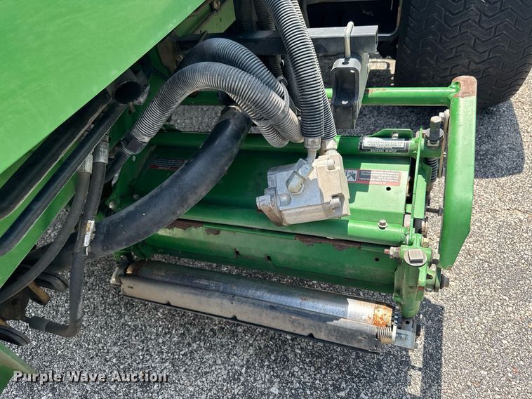 image for item EM2143 John Deere 7700 reel mower