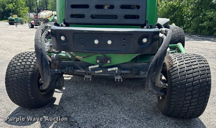 image for item EM2143 John Deere 7700 reel mower