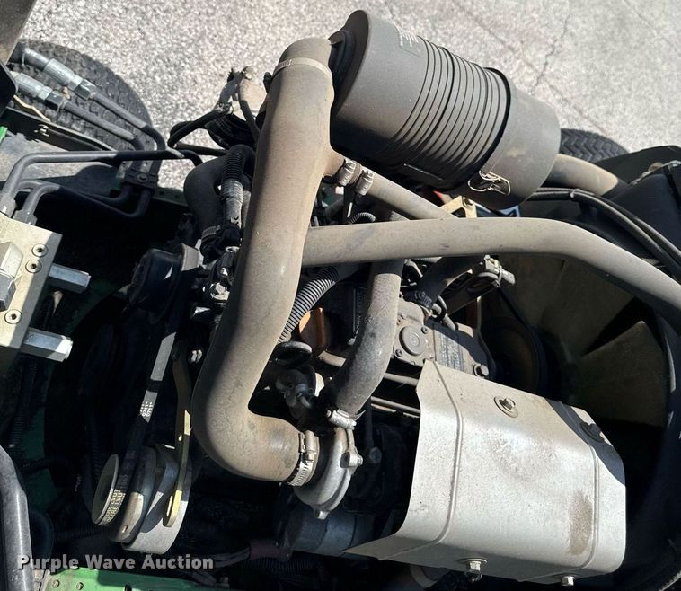 image for item EM2143 John Deere 7700 reel mower