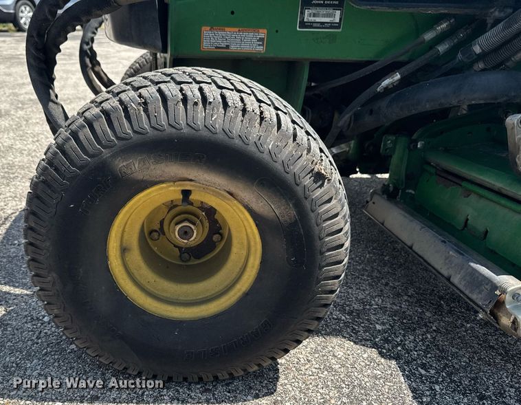 image for item EM2143 John Deere 7700 reel mower