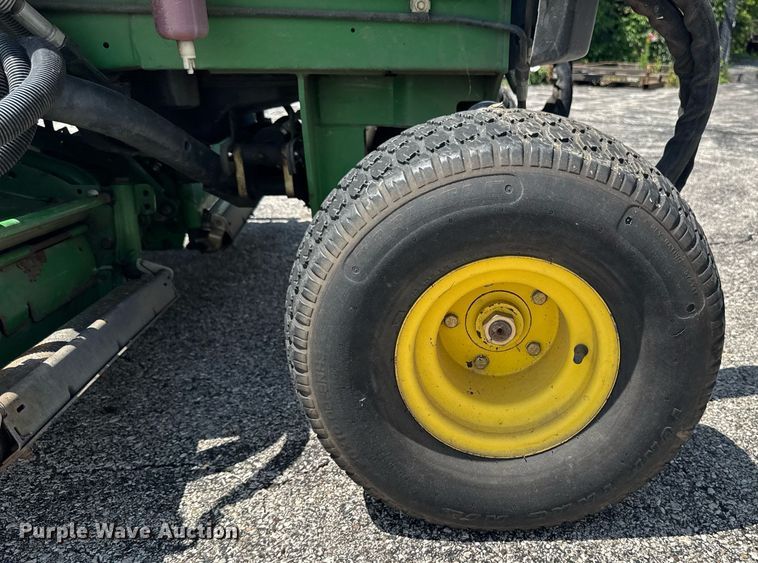 image for item EM2143 John Deere 7700 reel mower