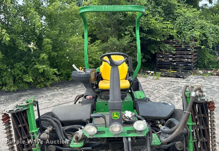 image for item EM2144 John Deere 7700 Precision Cut reel mower