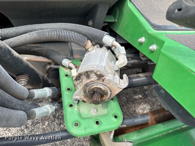 image for item EM2144 John Deere 7700 Precision Cut reel mower