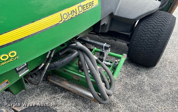 image for item EM2144 John Deere 7700 Precision Cut reel mower