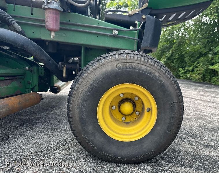 image for item EM2144 John Deere 7700 Precision Cut reel mower