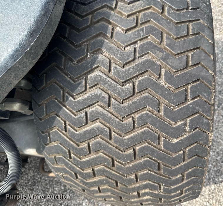 image for item EM2144 John Deere 7700 Precision Cut reel mower