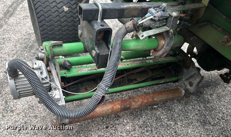 image for item EM2145 John Deere 7500 E-Cut Hybrid reel mower