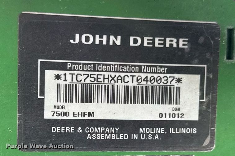 image for item EM2145 John Deere 7500 E-Cut Hybrid reel mower