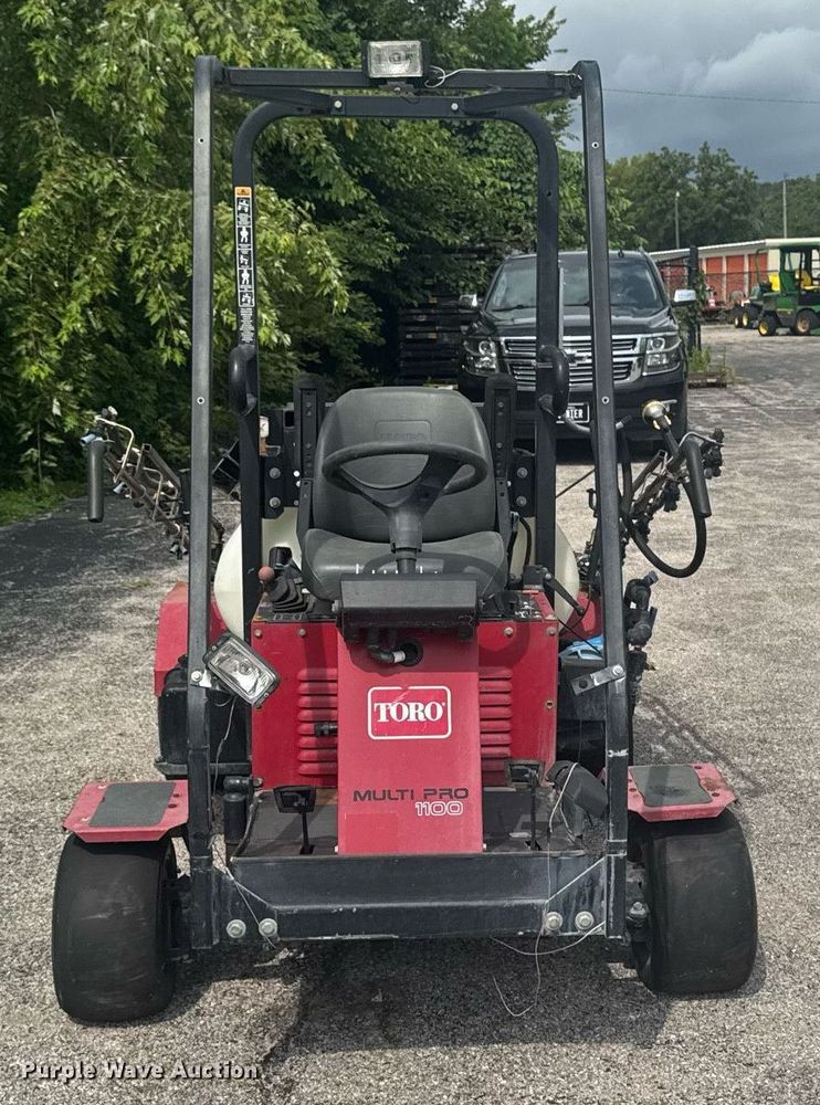 image for item EM2148 2018 Toro Multi Pro 1100 turf sprayer