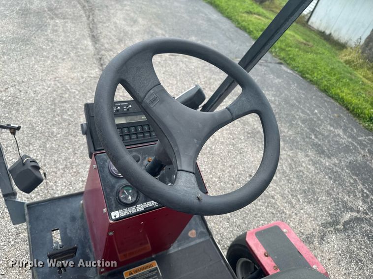 image for item EM2148 2018 Toro Multi Pro 1100 turf sprayer