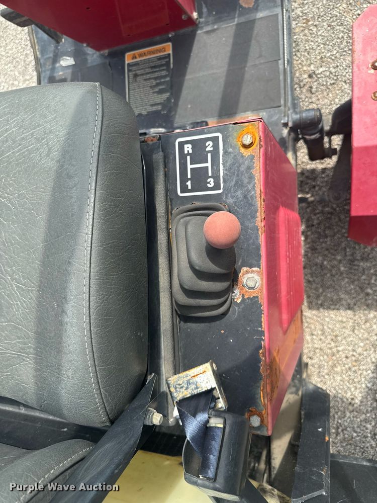 image for item EM2148 2018 Toro Multi Pro 1100 turf sprayer