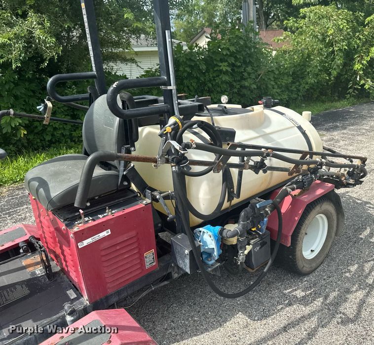 image for item EM2148 2018 Toro Multi Pro 1100 turf sprayer