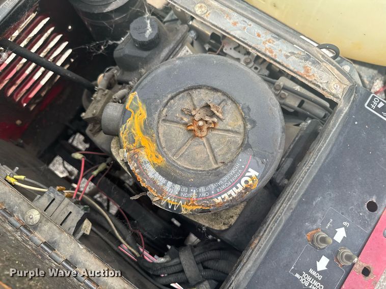 image for item EM2148 2018 Toro Multi Pro 1100 turf sprayer