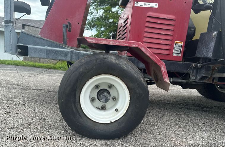 image for item EM2148 2018 Toro Multi Pro 1100 turf sprayer