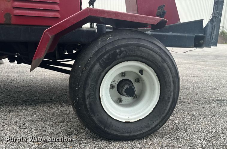 image for item EM2148 2018 Toro Multi Pro 1100 turf sprayer