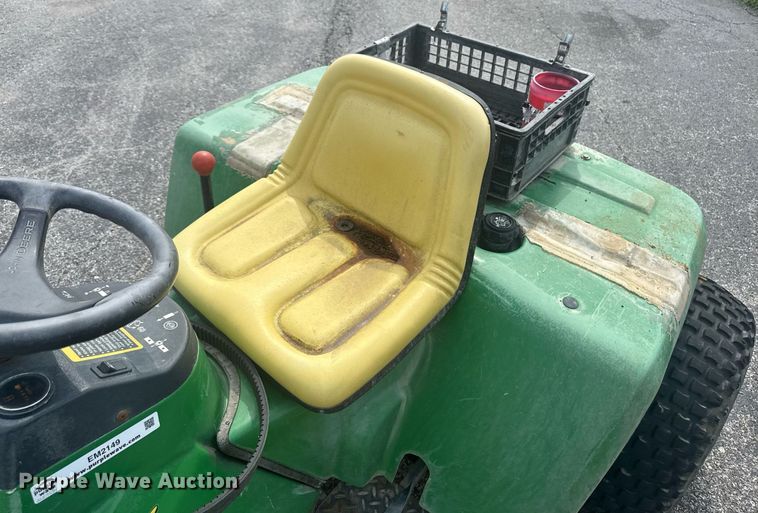 image for item EM2149 John Deere 1200A bunker rake