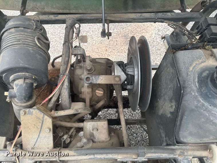 image for item EM2149 John Deere 1200A bunker rake