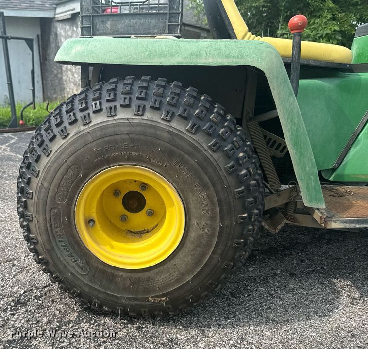 image for item EM2149 John Deere 1200A bunker rake