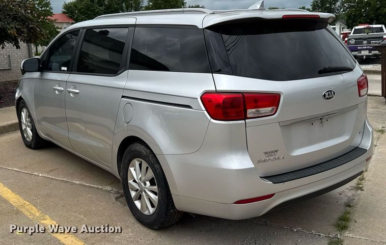 image for item EM2166 2015 Kia Sedona LX van
