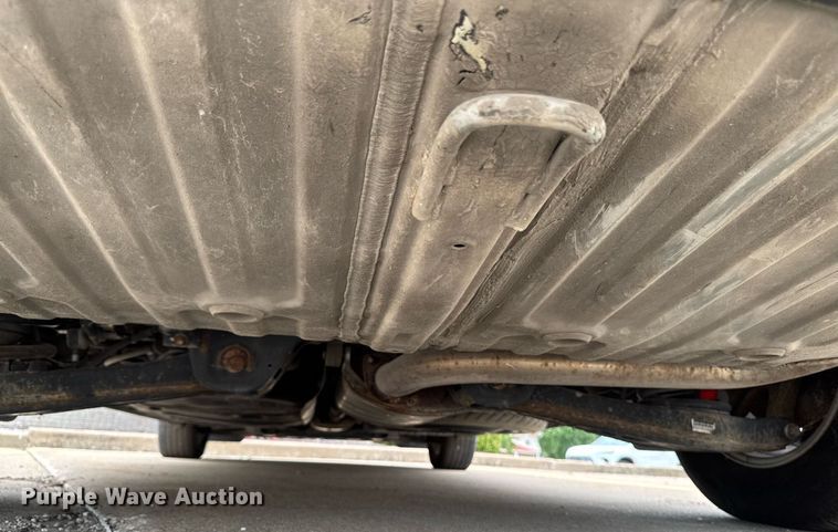 image for item EM2166 2015 Kia Sedona LX van