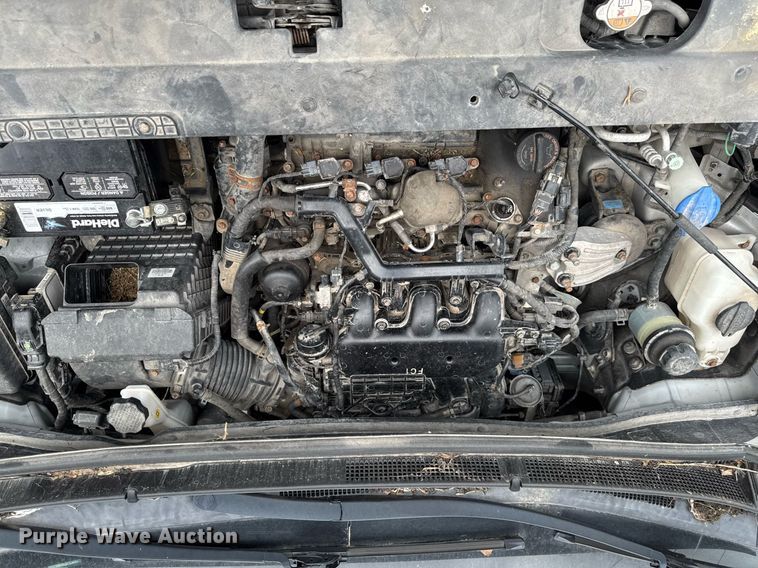 image for item EM2166 2015 Kia Sedona LX van