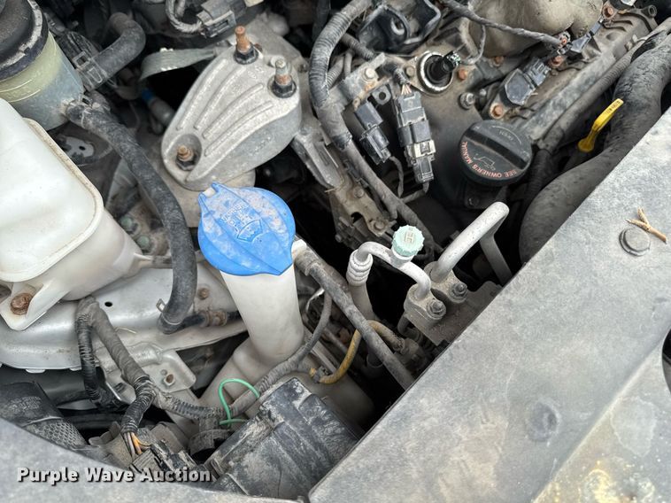 image for item EM2166 2015 Kia Sedona LX van