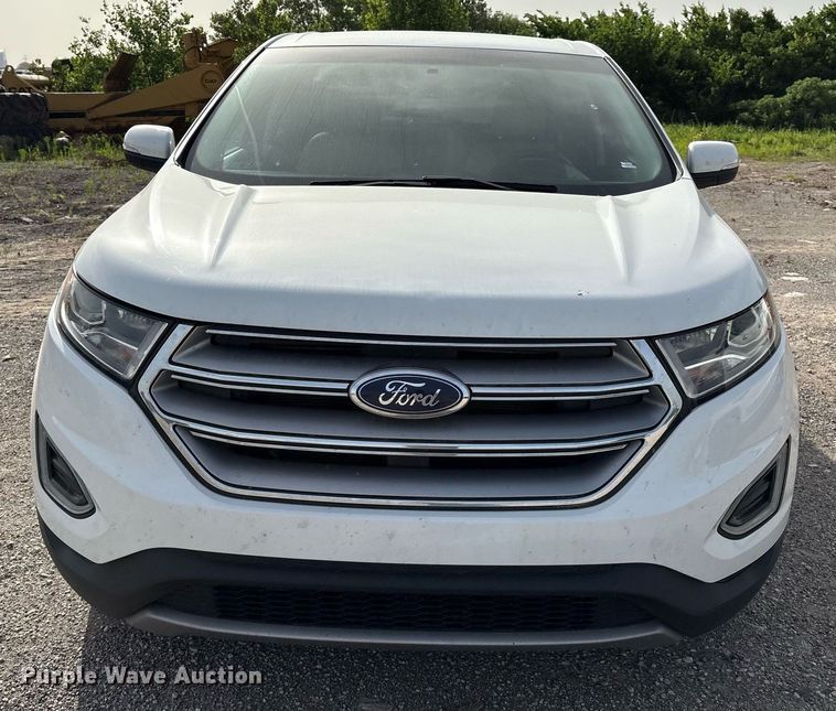 image for item EM2533 2018 Ford Edge SEL SUV