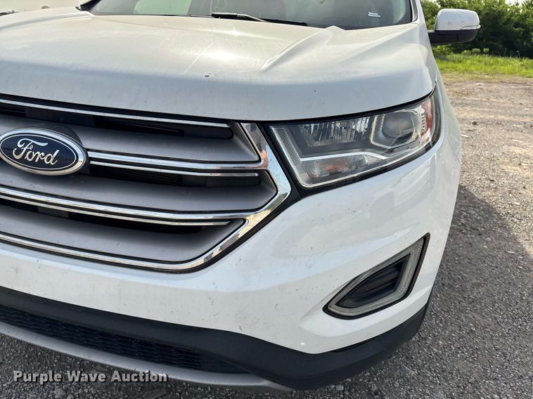 image for item EM2533 2018 Ford Edge SEL SUV